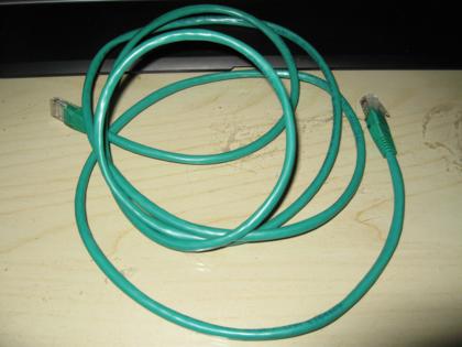 Green 2m CAT5 cable
